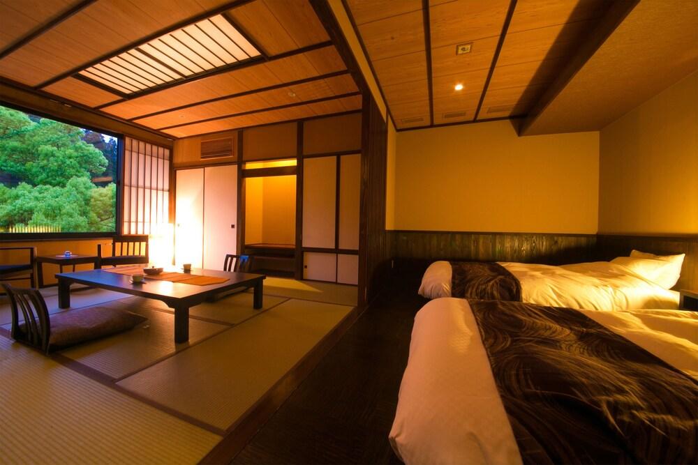 Nansuikaku Hotel Miyawaka Eksteriør billede