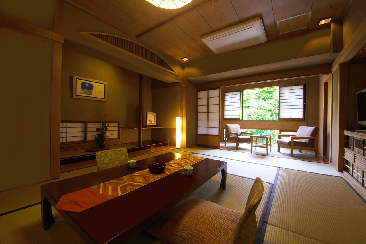 Nansuikaku Hotel Miyawaka Eksteriør billede